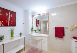 2 Bedroom Duplex Apartment in Condominium with Swimming Pool, Vilamoura