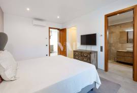 Modern 4 bedroom villa with panoramic views in Vale Formoso