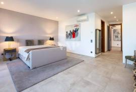 Modern 4 bedroom villa with panoramic views in Vale Formoso
