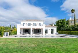 Modern 4 bedroom villa with panoramic views in Vale Formoso