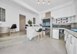 Serene Retreat: Greek-style Home in Madalena do Mar