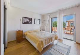 Elegant 3 Bed Villa with Garden, Roof Terrace & Resort Style Pools