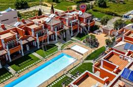 Elegant 3 Bed Villa with Garden, Roof Terrace & Resort Style Pools