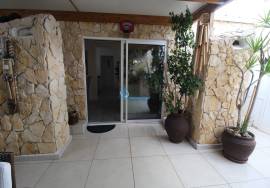 2+2 Bedroom Penthouse a Few Meters from the Center of Albufeira