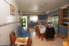 Elegant 5-Bedroom Villa with Pool & Coastal Views in Boliqueime