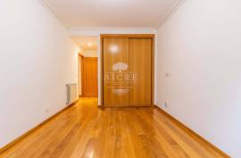 3 Bedroom Apartment Parque das Nações