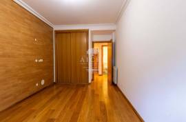 3 Bedroom Apartment Parque das Nações