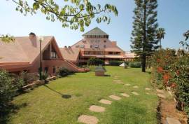 Exceptional 2 + 1 Bedroom Marina-Front Luxury Apartment in the Heart of Vilamoura