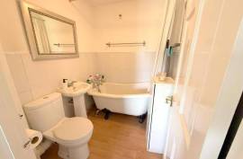 Luxury 3 Bed Apartment for Sale In Wavendon House Drive, Milton Keynes United