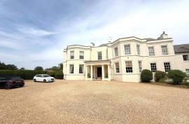 Luxury 3 Bed Apartment for Sale In Wavendon House Drive, Milton Keynes United