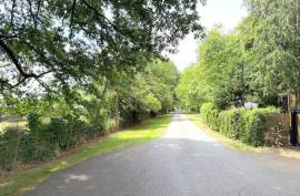 Luxury 3 Bed Apartment for Sale In Wavendon House Drive, Milton Keynes United