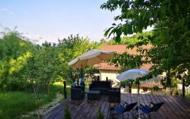 Estate of 2 Houses For Sale in Bicaz