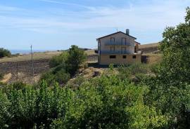 Excellent 3 Bed House For Sale in Orsara Di Puglia