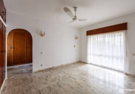 3 Bedroom Villa for refurbishment plus modernized Annex with income.