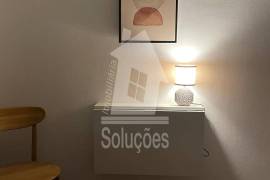 2 bedroom apartment in the center of Portimão for rent per year