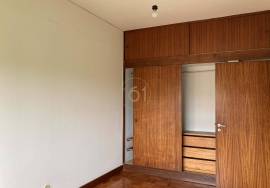 4 bedroom apartment for rent next to the Fluvial