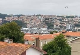 4 bedroom apartment for rent next to the Fluvial