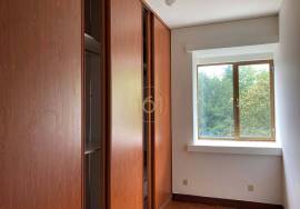 4 bedroom apartment for rent next to the Fluvial