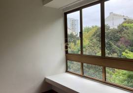 4 bedroom apartment for rent next to the Fluvial