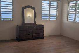 RH-176 3 Bed 2.5 bath Apartment, Parham Town