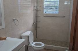 RH-176 3 Bed 2.5 bath Apartment, Parham Town