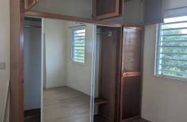 RH-176 3 Bed 2.5 bath Apartment, Parham Town