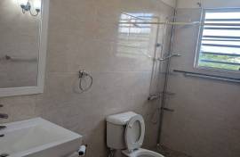 RH-176 3 Bed 2.5 bath Apartment, Parham Town