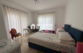 Charming 3 bedroom villa in a closed resort next to the centre of Almancil, Algarve Charming 3 bedroom villa in a closed resort next to the centre of Almancil, Algarve