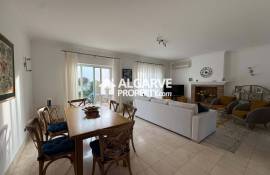 Charming 3 bedroom villa in a closed resort next to the centre of Almancil, Algarve Charming 3 bedroom villa in a closed resort next to the centre of Almancil, Algarve