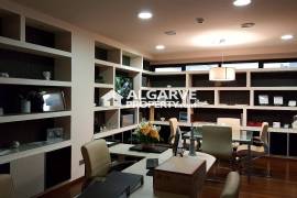 Vilamoura Marina- Comercial shop for sale or rent