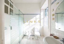 Historic 1893 Quinta with Expansive Gardens and Investment Potential – Funchal