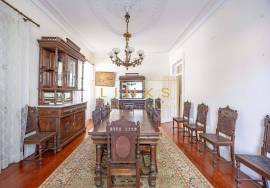 Historic 1893 Quinta with Expansive Gardens and Investment Potential – Funchal