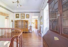 Historic 1893 Quinta with Expansive Gardens and Investment Potential – Funchal