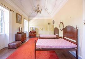 Historic 1893 Quinta with Expansive Gardens and Investment Potential – Funchal