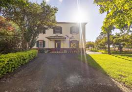 Historic 1893 Quinta with Expansive Gardens and Investment Potential – Funchal
