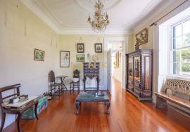 Historic 1893 Quinta with Expansive Gardens and Investment Potential – Funchal