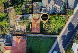 1-Bedroom House for Renovation in São Martinho— 336 m² Plot