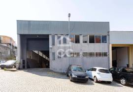 Warehouse for sale in the center of Nogueira da Maia Warehouse for sale in the center of Nogueira da Maia