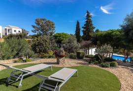 Carvoeiro - 3-Bedroom high-quality villa in a gated garden community