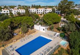 Carvoeiro - 3-Bedroom high-quality villa in a gated garden community