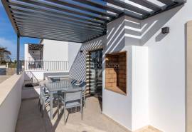 Carvoeiro - 3-Bedroom high-quality villa in a gated garden community