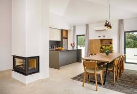 Carvoeiro - 5-Bedroom high-quality villa in a gated garden community