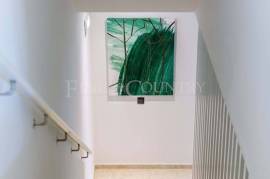 Carvoeiro - 5-Bedroom high-quality villa in a gated garden community