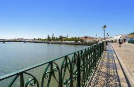 Tavira – contemporary 4-bedroom villa with sea views and infinity pool