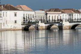 Tavira – Stylish 1 bedroom studio with sea view, pools and tennis court