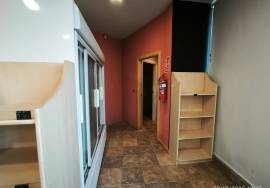 Nice crazy prepared for bakery for rent