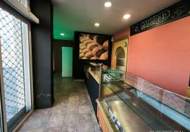 Nice crazy prepared for bakery for rent