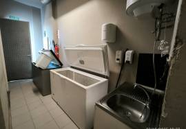 Nice crazy prepared for bakery for rent