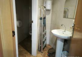 Nice crazy prepared for bakery for rent