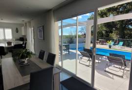 Spacious, Recently Built (2019) Villa With 125 M2 Of Living Space On One Level, Set On 801 M2 Of Land With A Swimming Pool.